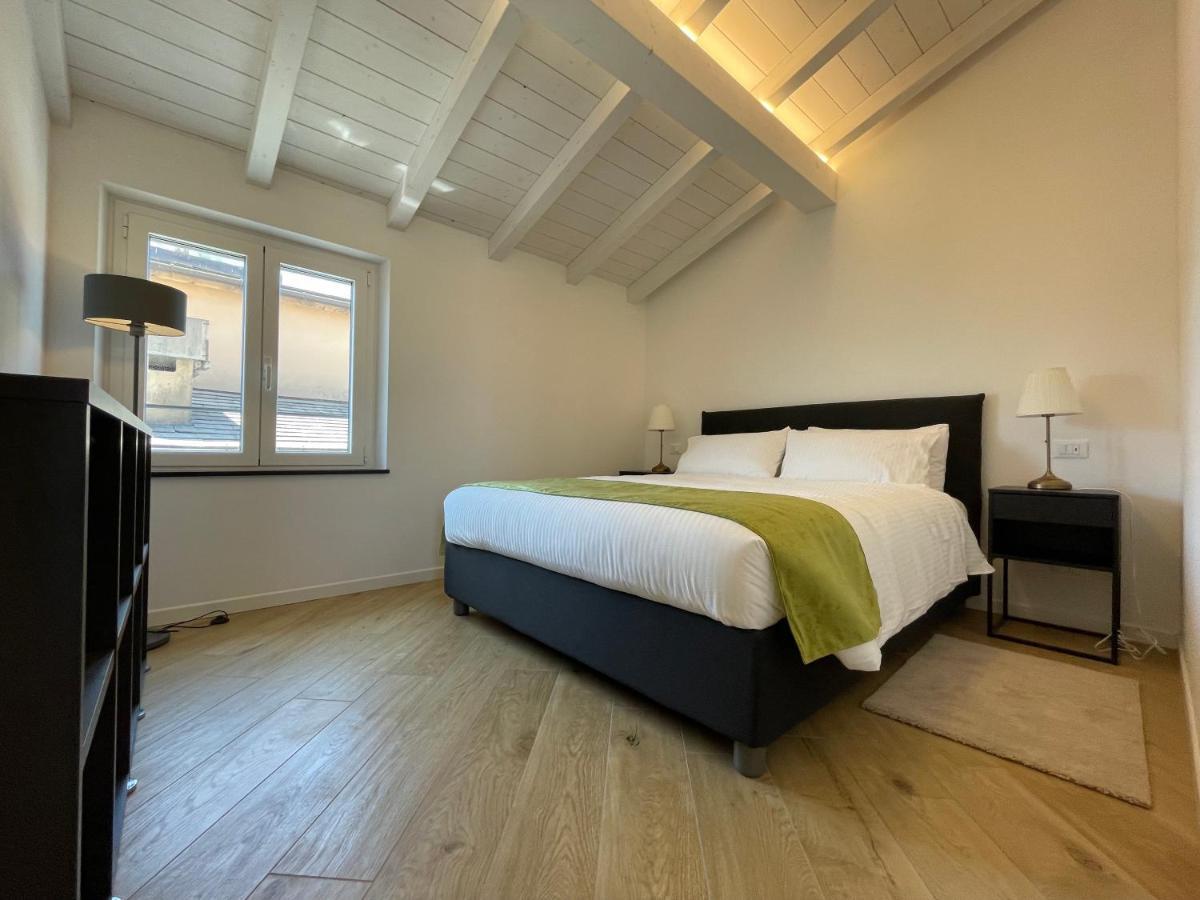 Sun Luxury Apartment In Centro Storico К'яварі Екстер'єр фото